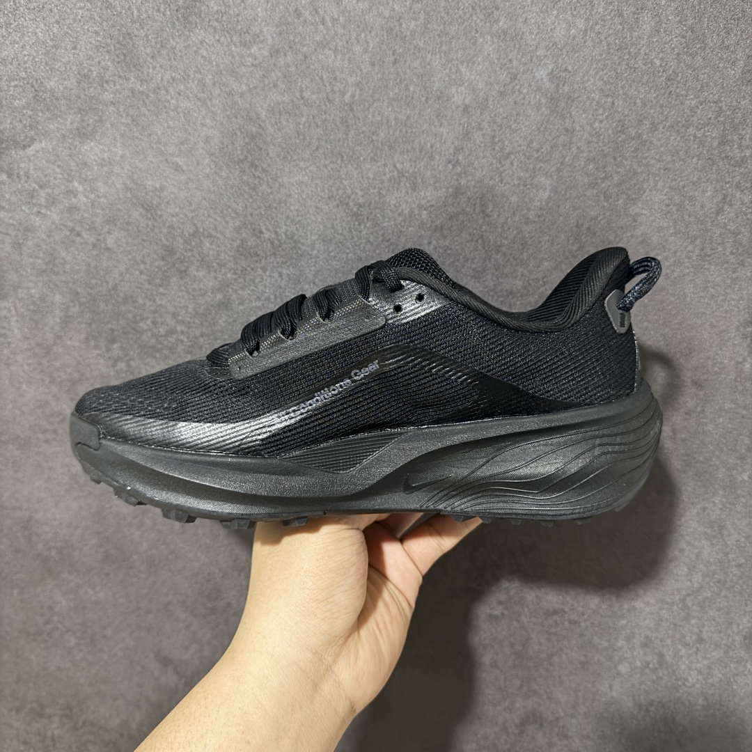 图片[2]-【公司级】Nike ACG Zegama Trail 耐克缓震透气户外跑步鞋  #鞋款质地轻盈 耐穿透气 粘性橡胶外底铸就适合攀岩的出众抓地力，柔软的 React 泡绵中底缔造非凡舒适感受，无论你是在城市健行，还是在野外攀岩，都能从容应对 货号：HV8116-002  尺码：36 36.5 37.5 38 38.5 39 40 40.5 41 42 42.5 43 44 44.5 45-选品中心