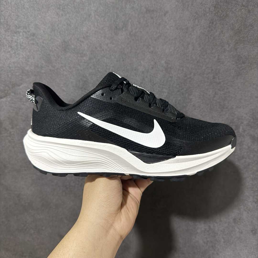 【公司级】Nike ACG Zegama Trail 耐克缓震透气户外跑步鞋  #鞋款质地轻盈 耐穿透气 粘性橡胶外底铸就适合攀岩的出众抓地力，柔软的 React 泡绵中底缔造非凡舒适感受，无论你是在城市健行，还是在野外攀岩，都能从容应对 货号：HV8116-001  尺码：36 36.5 37.5 38 38.5 39 40 40.5 41 42 42.5 43 44 44.5 45-选品中心