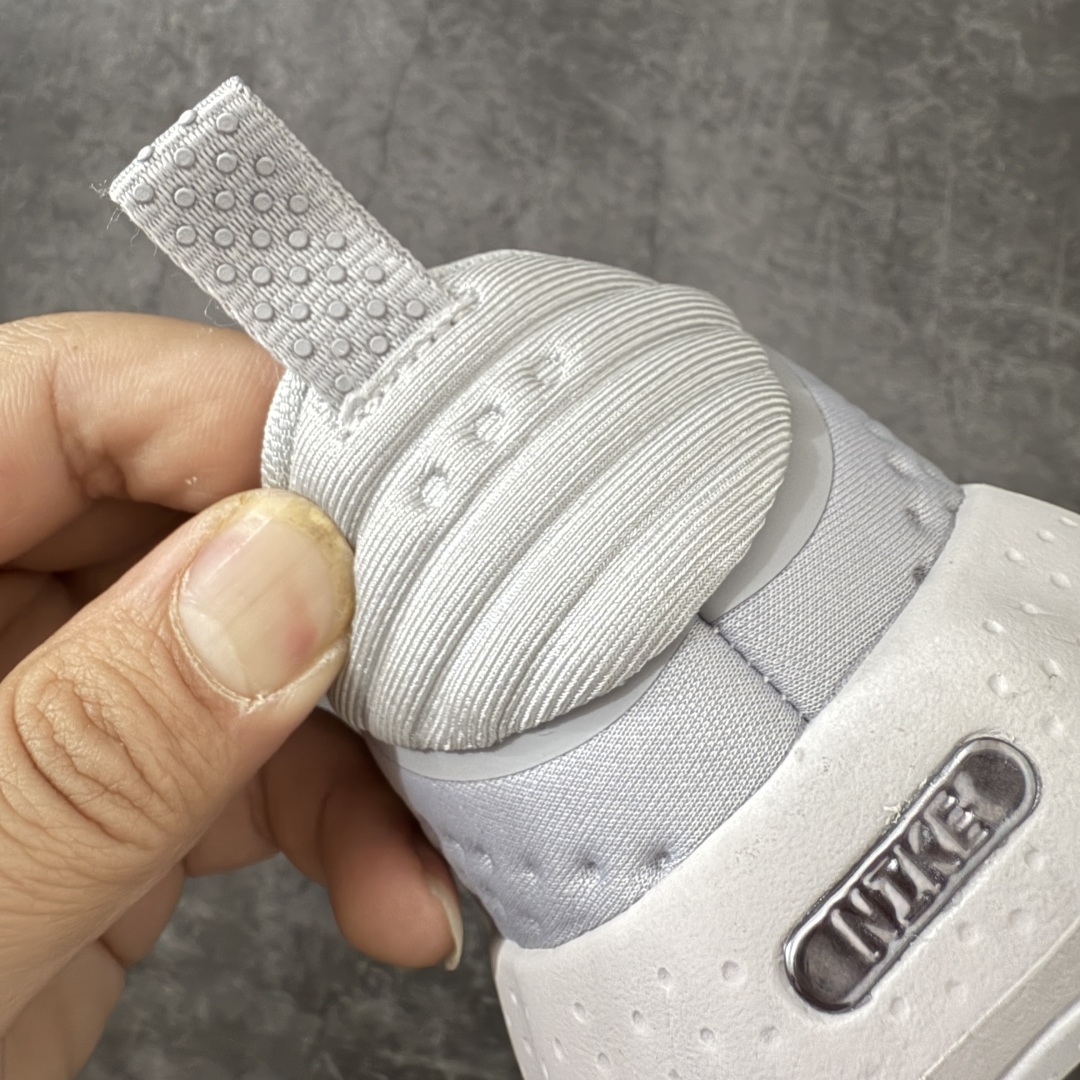 图片[2]-【正确版】Nike Mind 002 耐克 舒适柔软 科技训练鞋 黑科技产物 作为耐克首款结合神经科学研发的鞋款 它最大的设计在于鞋底 鞋底嵌有22个独立泡棉节点 上脚后能有效刺激足底触觉 搭配吸睛的外观 适合在运动后松时穿着 带来独特体验 货号： HQ4308-003 尺码： 36-45-选品中心