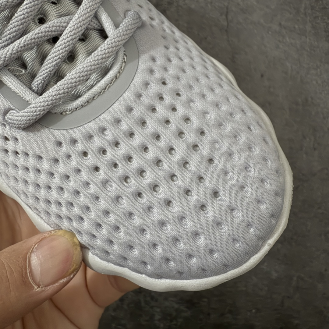 图片[4]-【正确版】Nike Mind 002 耐克 舒适柔软 科技训练鞋 黑科技产物 作为耐克首款结合神经科学研发的鞋款 它最大的设计在于鞋底 鞋底嵌有22个独立泡棉节点 上脚后能有效刺激足底触觉 搭配吸睛的外观 适合在运动后松时穿着 带来独特体验 货号： HQ4308-003 尺码： 36-45-选品中心
