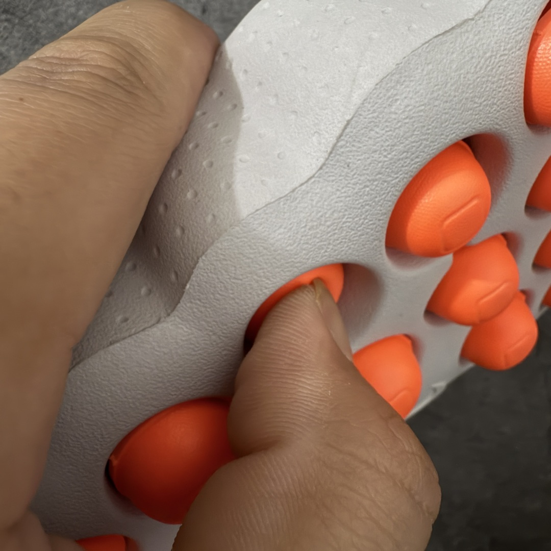 图片[9]-【正确版】Nike Mind 002 耐克 舒适柔软 科技训练鞋 黑科技产物 作为耐克首款结合神经科学研发的鞋款 它最大的设计在于鞋底 鞋底嵌有22个独立泡棉节点 上脚后能有效刺激足底触觉 搭配吸睛的外观 适合在运动后松时穿着 带来独特体验 货号： HQ4308-003 尺码： 36-45-选品中心