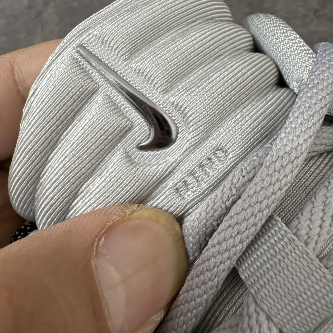 图片[5]-【正确版】Nike Mind 002 耐克 舒适柔软 科技训练鞋 黑科技产物 作为耐克首款结合神经科学研发的鞋款 它最大的设计在于鞋底 鞋底嵌有22个独立泡棉节点 上脚后能有效刺激足底触觉 搭配吸睛的外观 适合在运动后松时穿着 带来独特体验 货号： HQ4308-003 尺码： 36-45-选品中心