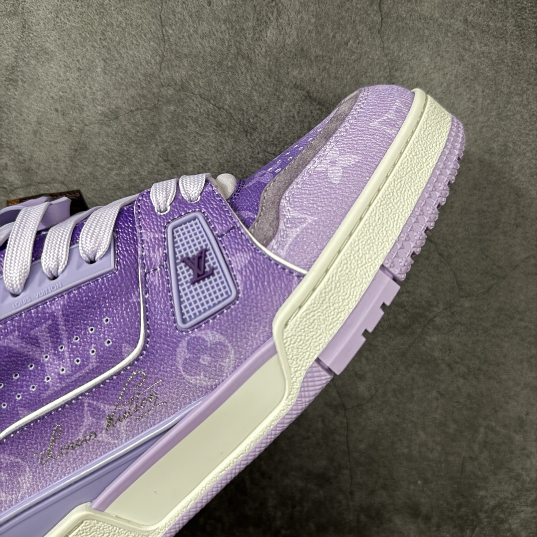 图片[6]-【纯原礼盒版本】LV Louis Vuitton Trainer 低帮休闲板鞋 代购级别 ZP级全套包装 原版购入历时近两个月开发打造！ 经典多拼色超好看 原版完美楦型 调试了两个月 鞋面独家订制压纹粒面小牛皮 大底TPU、模具费2w+ 质感媲美原版 垫脚聚米微料加透气英伦网布 细节原版一致 ❗️请注意区分市面通货材料 版型 包装配件 尺码： 39 40 41 42 43 44 45 46-选品中心