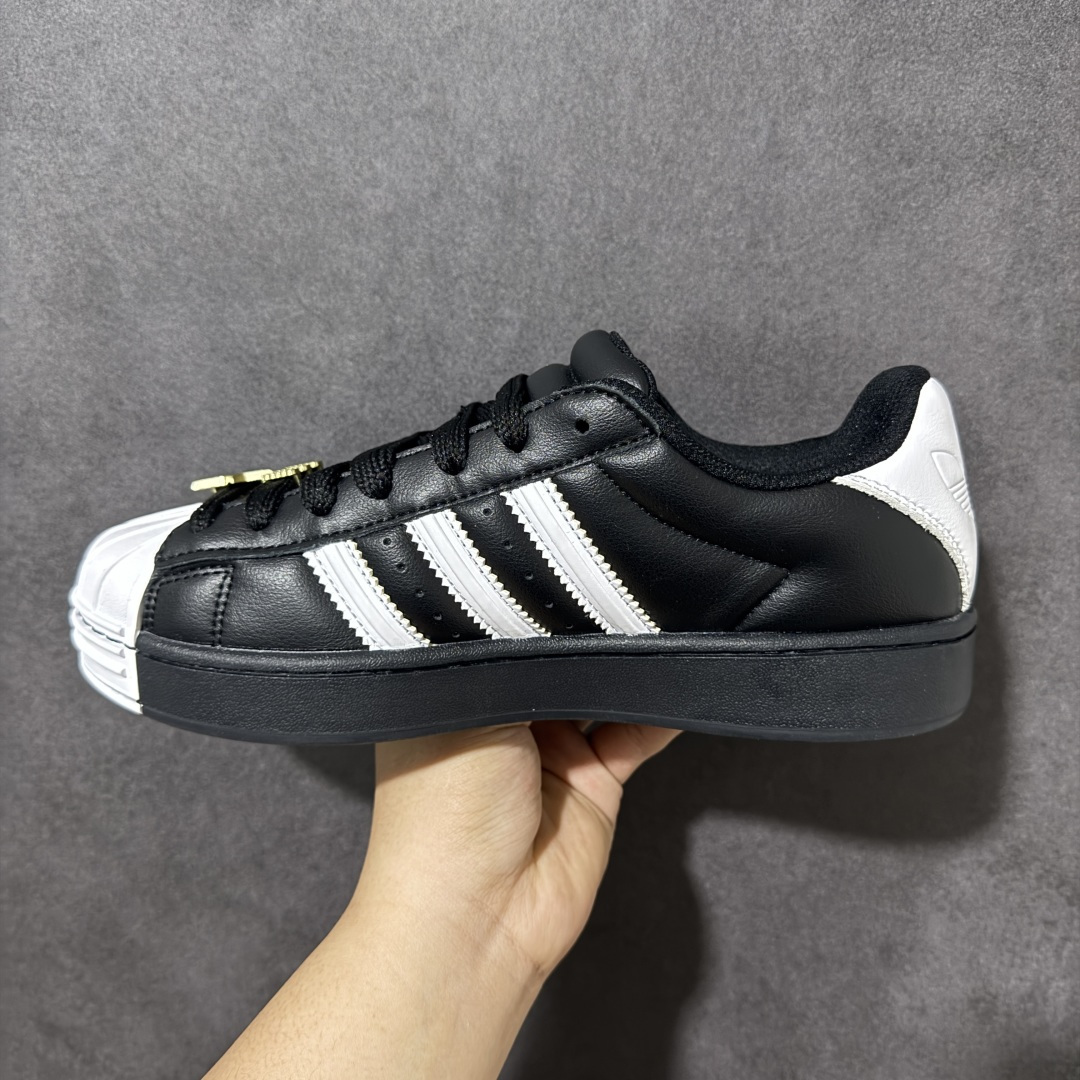 图片[2]-【公司级】Adidas Superstar 2 ST 贝壳头3.0低帮休闲面包鞋  #头层牛皮的胖版贝壳头 填充超饱满的面包鞋身 包裹感超棒 标志性贝壳头做了加宽设计 防撞耐造 货号：JR7444  尺码：36 36 36.5 37 38 38.5 39 40 40.5 41 42 42.5 43 44 44.5 45-选品中心