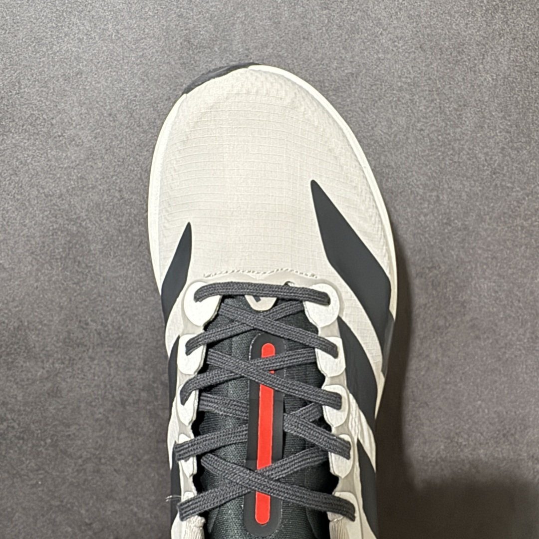 图片[7]-【TD版本】Adidas Adizero Evo SL 阿迪达斯 舒适百搭防滑耐磨 低帮 休闲跑步鞋 中底配置方面搭载全掌Lightstrike Pro 鞋面采用透气网面 契合日常训练鞋的定位 外底给到了橡胶 更加防滑耐磨 货号：KJ3670 尺码：36 36.5 37 38 38.5 39 40 40.5 41 42 42.5 43 44 45-选品中心