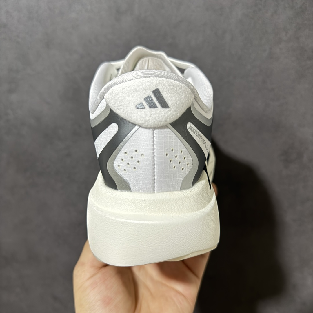 图片[4]-【TD版本】阿迪达斯 ADIDAS ADIZERO EVO SL 运动舒适防滑耐磨 低帮跑步鞋 内置碳板 阿迪达斯革新力作!「破纪录轻跑鞋」adiZero Adios Pro EVO 极致轻盈的Lightweight Upper设计,带来近乎裸足的舒适体验。中底采用尖端科技，Lightstrike Pro材料经过精细调校，实现卓越缓震与轻量化的完美结合。 货号： KI4763 尺码： 35-46-选品中心