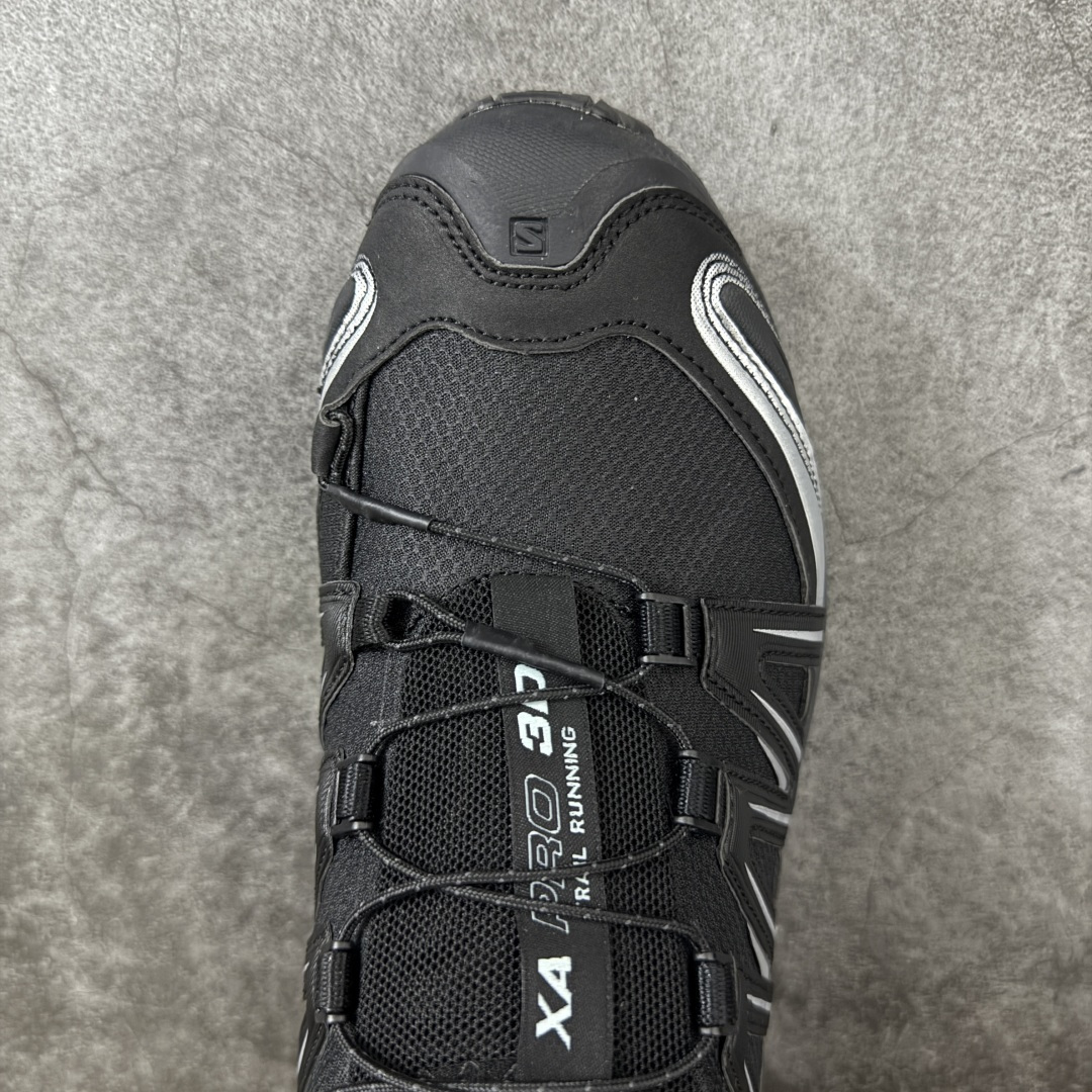 图片[5]-【纯原W1版】SALOMON XA Pro 3D 黑银492143 萨洛蒙潮流越野机能户外功能鞋 纯原外贸平台特供订单 耗时半年巨作 全套原纸板楦头开发 原厂特供网布配套加持 确保原汁原味 完美呈现版型 原档数据独家私模五层组合大底 男女鞋同步官方开发 原装Ortholite轻量化鞋垫 中底布带钢印编号 原厂TPU锁扣 进口港宝加持 后跟自然饱满 还原公司包裹性 鞋面采用SENSIFT贴合技术 全方位贴合包裹脚型 鞋跟部鞋底牵引设计 提供强大的抓地性能 更适应野外崎岖不平的道路 其3D ADVANCED CHASSIS底盘 材料轻量大化 钉齿设计更具稳定性 防护性 鞋底易磨损区运用CONTAGRIP高耐磨材料 应对城市硬质路面长距离跑考验 尺码：36 36.5 37.5 38 38.5 39 40 40.5 41 42 42.5 43 44 44.5 45-选品中心