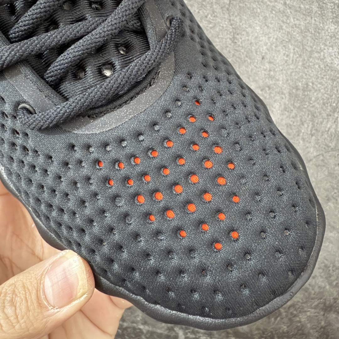 图片[4]-【正确版】Nike Mind 002 耐克 舒适柔软 科技训练鞋 黑科技产物 作为耐克首款结合神经科学研发的鞋款 它最大的设计在于鞋底 鞋底嵌有22个独立泡棉节点 上脚后能有效刺激足底触觉 搭配吸睛的外观 适合在运动后松时穿着 带来独特体验 货号：HQ4308-001 尺码：36-45-选品中心