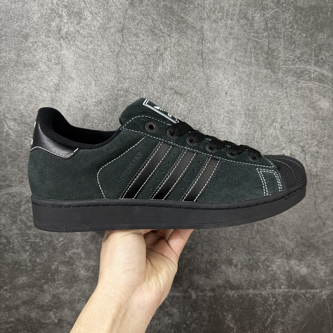 【H11顶级头层版】adidas originals Superstar 2 贝壳头 简约经典 舒适时尚 复古板鞋 男女同款 黑白 货号：JH5470 全新升级版 皮料改进至头层原厂皮 原盒 原底原料 开模打造 原厂织唛鞋标 高精密准度 原楦原纸板开发 匹配原版98%以上 后跟垫棉独家呈现 反口里弧度正确 原厂鞋垫 背胶 后跟电绣针数 与正品一致 原厂皮料 原厂车缝线 质感无敌 皮料切割干净 无任何毛边 清洁度细节完美 进口港宝加持 后跟自然饱满 还原公司包裹性 鞋面采用原装数据贴合技术 全方位贴合包裹脚型 鞋跟部鞋底牵引设计 提供强大的抓地性能 更适应不同实战场地路面 尺码：35.5 36 36.5 37.5 38 38.5 39 40 40.5 41 42 42.5 43 44 45-选品中心