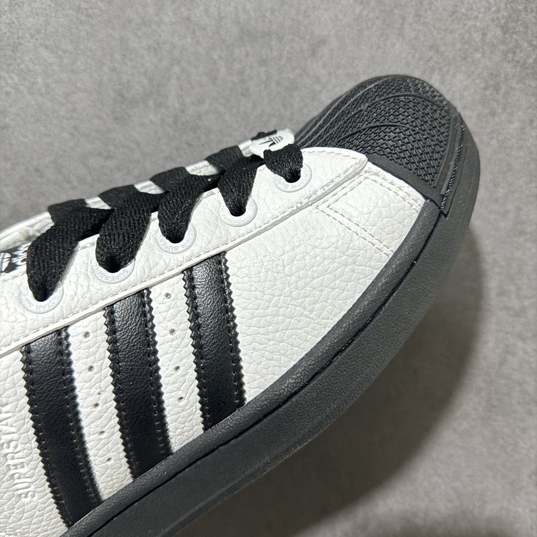 图片[7]-【H11顶级头层版】adidas originals Superstar 2 贝壳头 简约经典 舒适时尚 复古板鞋 男女同款 黑白 货号：JI0124 全新升级版 皮料改进至头层原厂皮 原盒 原底原料 开模打造 原厂织唛鞋标 高精密准度 原楦原纸板开发 匹配原版98%以上 后跟垫棉独家呈现 反口里弧度正确 原厂鞋垫 背胶 后跟电绣针数 与正品一致 原厂皮料 原厂车缝线 质感无敌 皮料切割干净 无任何毛边 清洁度细节完美 进口港宝加持 后跟自然饱满 还原公司包裹性 鞋面采用原装数据贴合技术 全方位贴合包裹脚型 鞋跟部鞋底牵引设计 提供强大的抓地性能 更适应不同实战场地路面 尺码：35.5 36 36.5 37.5 38 38.5 39 40 40.5 41 42 42.5 43 44 45-选品中心