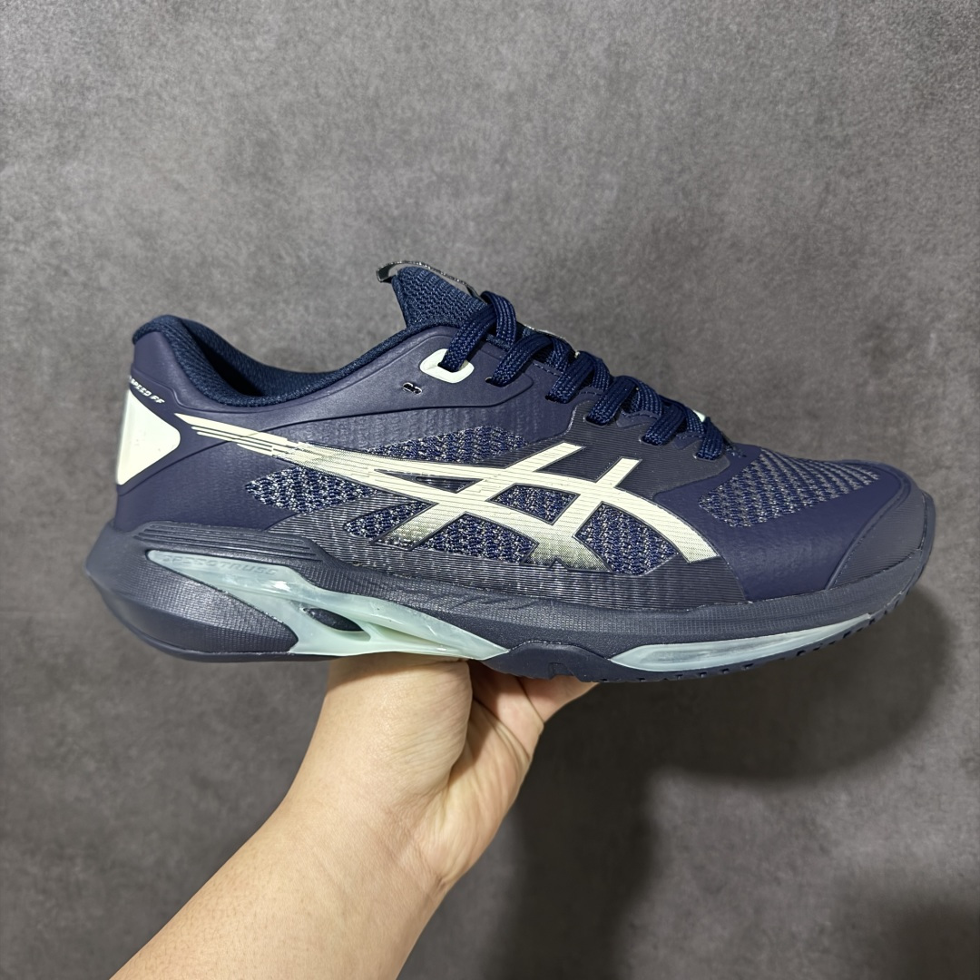 【公司级】Asics Solution Speed FF 4 亚瑟士轻量速度型网球鞋 DYNAWRAP 技术可提升稳定性 FLYTEFOAM 科技打造轻量缓冲组件 FLYTEFOAM Propel 技术鞋垫可提升吸震与回弹效果 TWISSTRUS 技术可提升速度与变向奔跑动作ASICSGRIP 科技可提升在球场上的抓地力 后足 GEL 缓冲科技可提供出色的避震效果AHAR 橡胶可提升耐用性 货号：1041A532-300 尺码： 36 36.5 37.5 38 38.5 39 40 40.5 41 42.5 43 44 45-选品中心