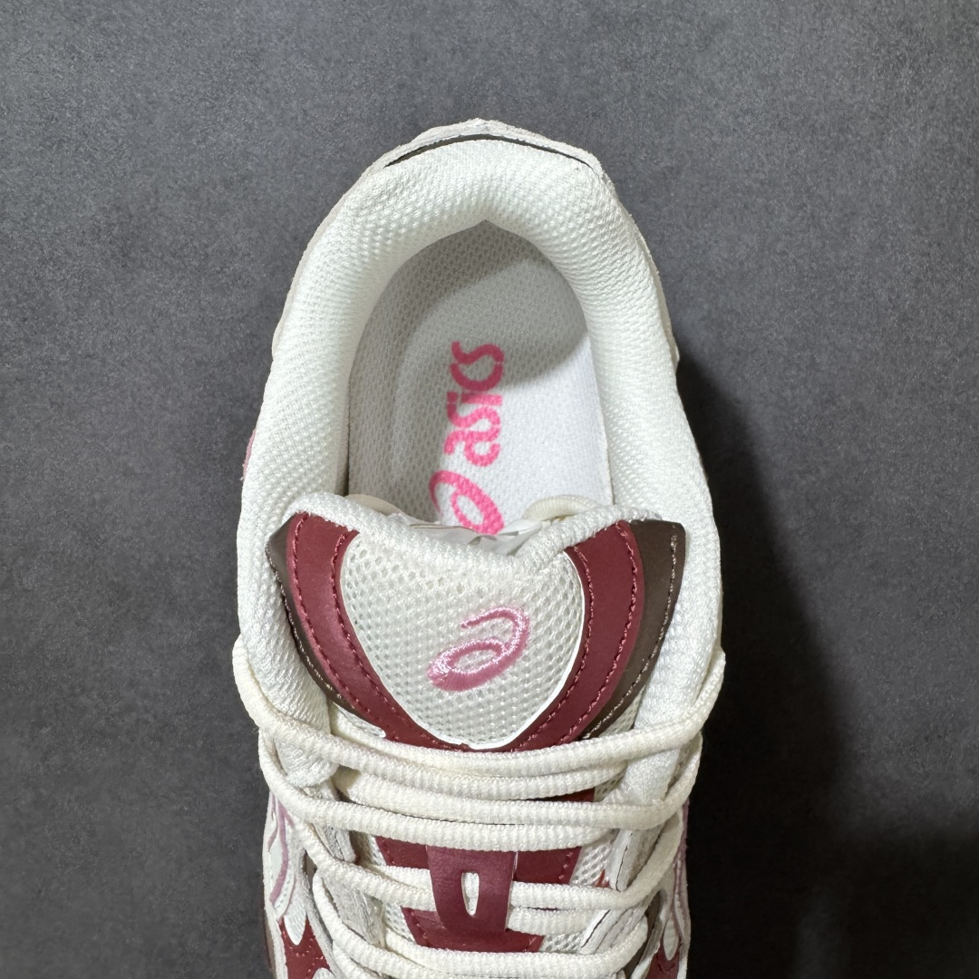 图片[6]-【公司级】Asics Gel-NYC 亚瑟士运动休闲透气专业跑鞋 鞋面采用反绒皮与网布拼接 透气舒适兼具休闲时尚 结合简明的配色 展现品牌的传承 及引领复古流行的主题 虎爪造型的LOGO 鞋身稳定包裹系统 支撑鞋身 经典宽大鞋型配备防偏移设计 提升包裹性 穿着舒适 鞋面透气孔设计 提供透气性 货号： 1203A788-100 尺码：36 37 37.5 38 39 39.5 40 40.5 41.5 42 42.5 43.5 44 45 46 47-选品中心