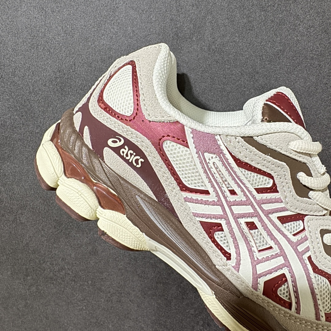图片[8]-【公司级】Asics Gel-NYC 亚瑟士运动休闲透气专业跑鞋 鞋面采用反绒皮与网布拼接 透气舒适兼具休闲时尚 结合简明的配色 展现品牌的传承 及引领复古流行的主题 虎爪造型的LOGO 鞋身稳定包裹系统 支撑鞋身 经典宽大鞋型配备防偏移设计 提升包裹性 穿着舒适 鞋面透气孔设计 提供透气性 货号： 1203A788-100 尺码：36 37 37.5 38 39 39.5 40 40.5 41.5 42 42.5 43.5 44 45 46 47-选品中心