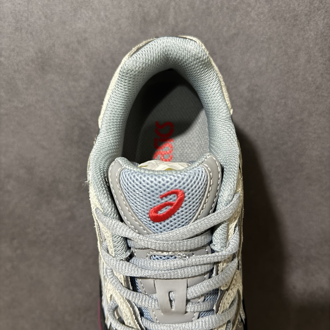 图片[6]-【公司级】Asics Gel-NYC 亚瑟士运动休闲透气专业跑鞋 鞋面采用反绒皮与网布拼接 透气舒适兼具休闲时尚 结合简明的配色 展现品牌的传承 及引领复古流行的主题 虎爪造型的LOGO 鞋身稳定包裹系统 支撑鞋身 经典宽大鞋型配备防偏移设计 提升包裹性 穿着舒适 鞋面透气孔设计 提供透气性 货号： 1203A383-024 尺码：36 37 37.5 38 39 39.5 40 40.5 41.5 42 42.5 43.5 44 45 46 47-选品中心