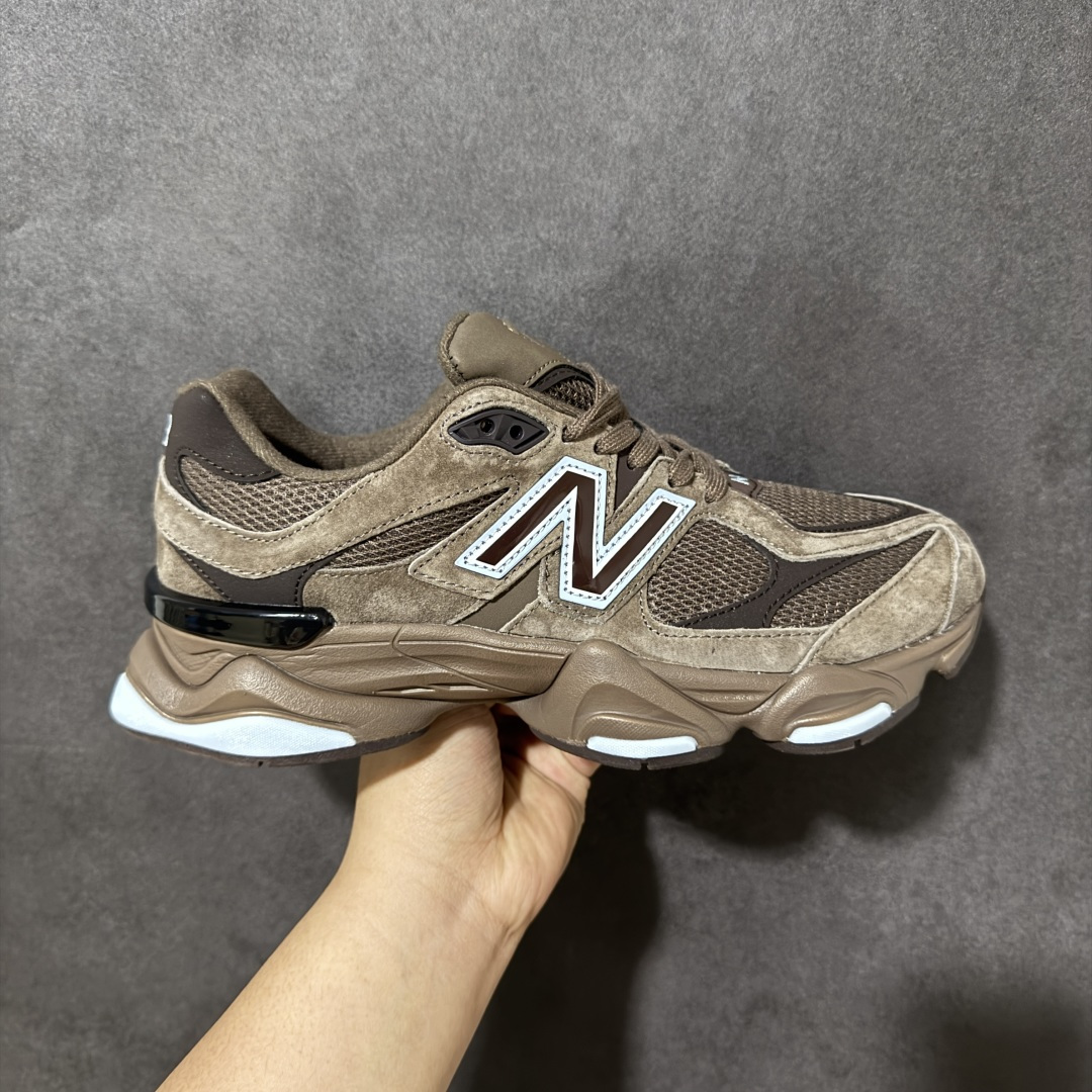 【公司级】New Balance 9060系列 新百伦 复古休闲运动慢跑鞋 鞋面大身由空间双格及磨砂鞋面拼接而生 采用大面积网眼以及麂皮材质覆盖鞋身 还原经典气质 搭载ABZORB避震科技 由泡沫聚酯制成 上脚可以有效减少由鞋底反弹对身体及双腿的冲击力 货号： U9060622 尺码： 36 37 37.5 38 38.5 39.5 40 40.5 41.5 42 42.5 43 44 45-选品中心