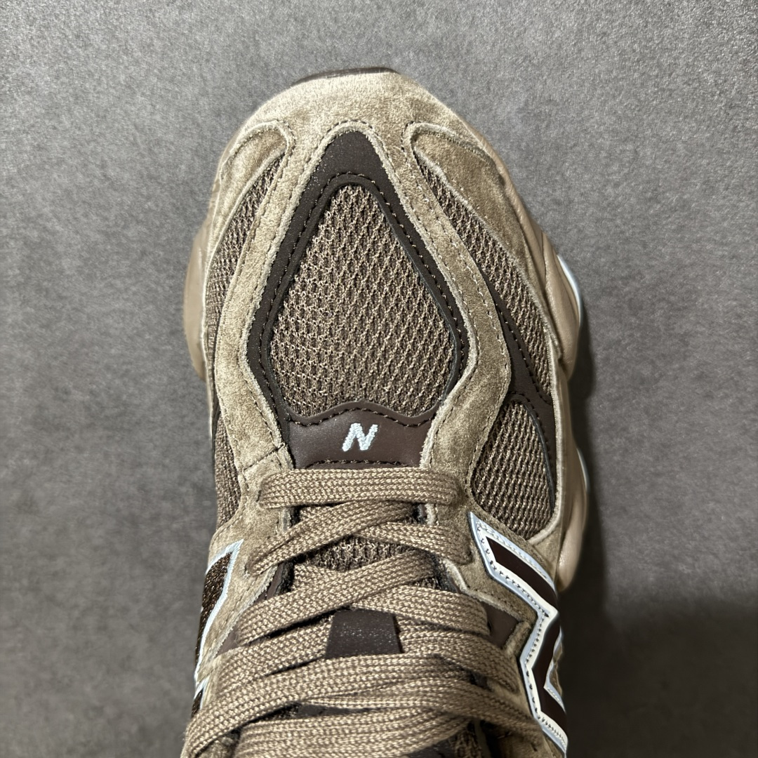 图片[5]-【公司级】New Balance 9060系列 新百伦 复古休闲运动慢跑鞋 鞋面大身由空间双格及磨砂鞋面拼接而生 采用大面积网眼以及麂皮材质覆盖鞋身 还原经典气质 搭载ABZORB避震科技 由泡沫聚酯制成 上脚可以有效减少由鞋底反弹对身体及双腿的冲击力 货号： U9060622 尺码： 36 37 37.5 38 38.5 39.5 40 40.5 41.5 42 42.5 43 44 45-选品中心