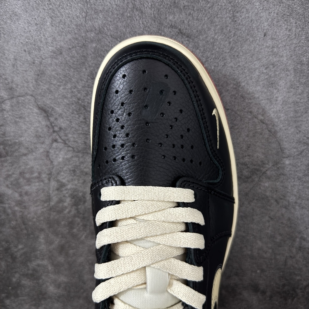 图片[5]-【DT版本】Nigel Sylvester x Air Jordan 1 Low OG Nitro \”Better With Time\” 低帮 黑白红 AJ1低邦 白黑红 尿渍2.0 男女同款 乔丹篮球鞋系列 IB8958-001 全新og系列出货 国内一线头部知名大厂出品 高端外贸零售专供品质 原鞋原楦头纸板开发 原厂气垫 原厂竖纹防尘纸 极致一眼正品既视感 整体楦型最大限度还原公司正品 尺码：40 40.5 41 42 42.5 43 44 44.5 45 46 47.5-选品中心