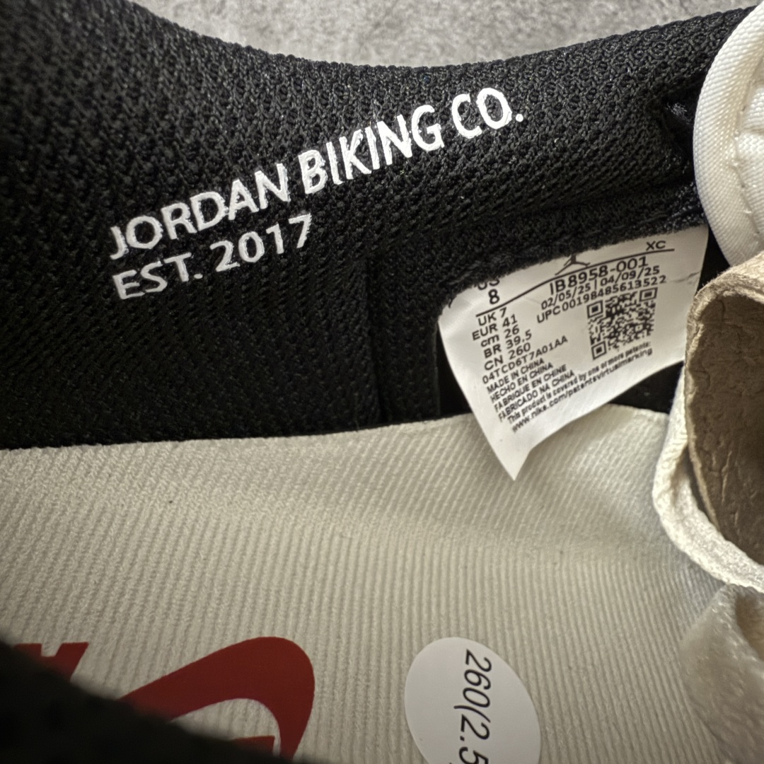 图片[7]-【DT版本】Nigel Sylvester x Air Jordan 1 Low OG Nitro \”Better With Time\” 低帮 黑白红 AJ1低邦 白黑红 尿渍2.0 男女同款 乔丹篮球鞋系列 IB8958-001 全新og系列出货 国内一线头部知名大厂出品 高端外贸零售专供品质 原鞋原楦头纸板开发 原厂气垫 原厂竖纹防尘纸 极致一眼正品既视感 整体楦型最大限度还原公司正品 尺码：40 40.5 41 42 42.5 43 44 44.5 45 46 47.5-选品中心