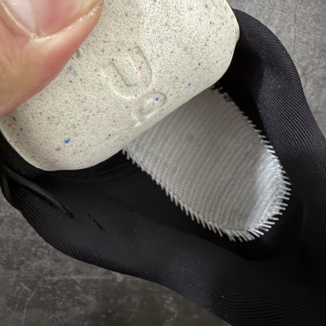 图片[8]-【莞产顶级】LOEWE罗意威 x ON昂跑 联名款 Cloudsolo系列 •原鞋一致橡胶底 原版高弹MD 加爆米花料 •正确后跟小蛮腰 •Logo立体有光泽度 •正确鞋头饱满立体 •鞋舌TPU立体高频 •正确鞋面网布多层厚实材料 •后跟织带高频立体 织带上浆加硬 •正确鞋带头滴胶柔软 •正确鞋垫前薄后厚有弹性（欧奈斯材料，非普通海玻璃） 尺码：36 36.5 37 37.5 38 38.5 39 40 40.5 41 42 42.5 43 44 44.5 45 46（真半码）-选品中心