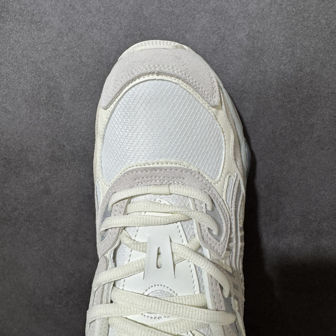 图片[5]-【公司级】亚瑟士Asics GEL-NYC 时尚舒适复古休闲运动跑步鞋原档数据开发，透气MONO纱鞋面，高效散热保持干爽，立体包裹贴合足型。GEL缓震胶+FFBLAST中底，轻量回弹，减少能量损耗。AHAR+耐磨外底，抓地力与耐久度双升级。 货号：1203A739-100 尺码：36 37 37.5 38 39 39.5 40.5 41.5 42 42.5 43.5 44 44.5 45 46-选品中心