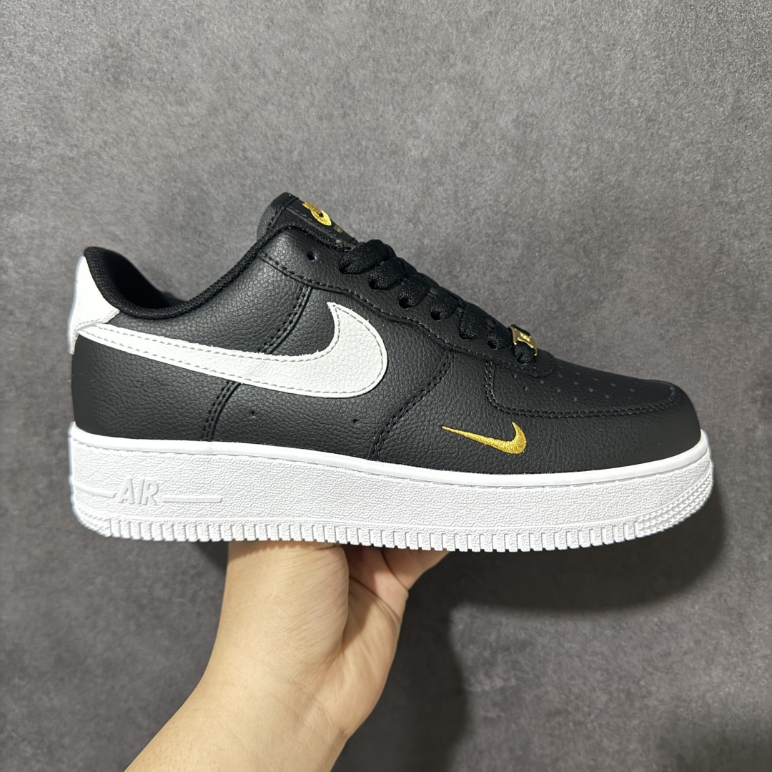 【定制版】NIke Air Force 1 \'07 Low 空军一号 低帮 运动鞋 休闲鞋 折边针车 工艺难度大 原楦头原纸板 原装鞋盒 定制五金配件 内置全掌气垫 原厂鞋底 货号：CZ0270-001 尺码：36 36.5 37.5 38 38.5 39 40 40.5 41 42 42.5 43 44 44.5 45-选品中心