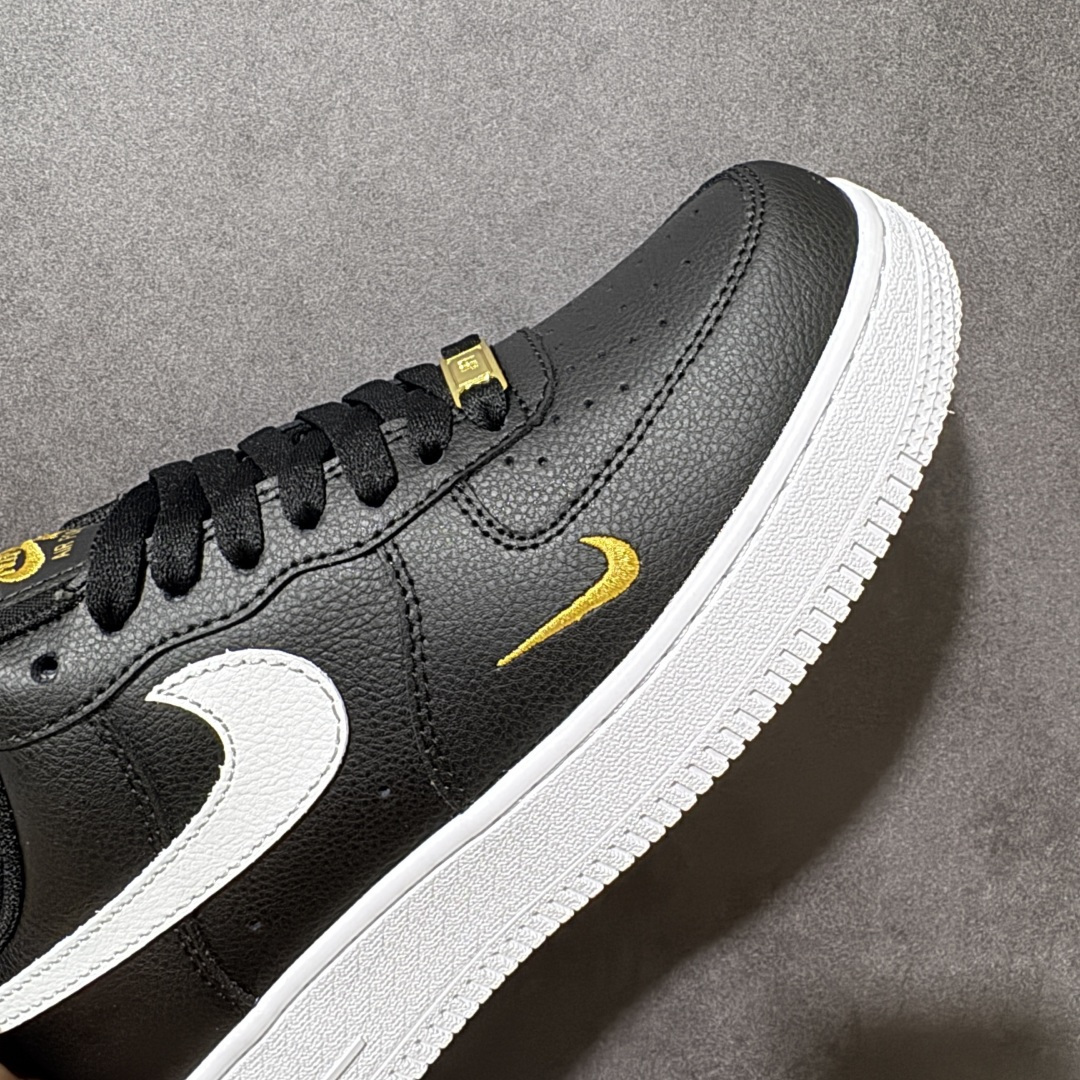 图片[8]-【定制版】NIke Air Force 1 \’07 Low 空军一号 低帮 运动鞋 休闲鞋 折边针车 工艺难度大 原楦头原纸板 原装鞋盒 定制五金配件 内置全掌气垫 原厂鞋底 货号：CZ0270-001 尺码：36 36.5 37.5 38 38.5 39 40 40.5 41 42 42.5 43 44 44.5 45-选品中心