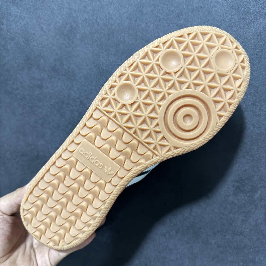 图片[9]-【公司级】adidas Samba XLG F百搭单品舒适百搭 潮流增高低帮板鞋 全新的设计Samba XIg 配置全新的渐变adidas鞋盒 加大加厚的鞋型设计 妥妥的时下流行面包鞋 鞋头麂皮加触感厚实牛皮鞋身 简单别致的设计适配不同的穿搭体验 加厚的EVA鞋底 让你重新体现不一样的SAMBA 时尚的潮流密码紧致的体现在简约的T头Samba XIg 货号：IE1379 尺码：36-45无半码-选品中心
