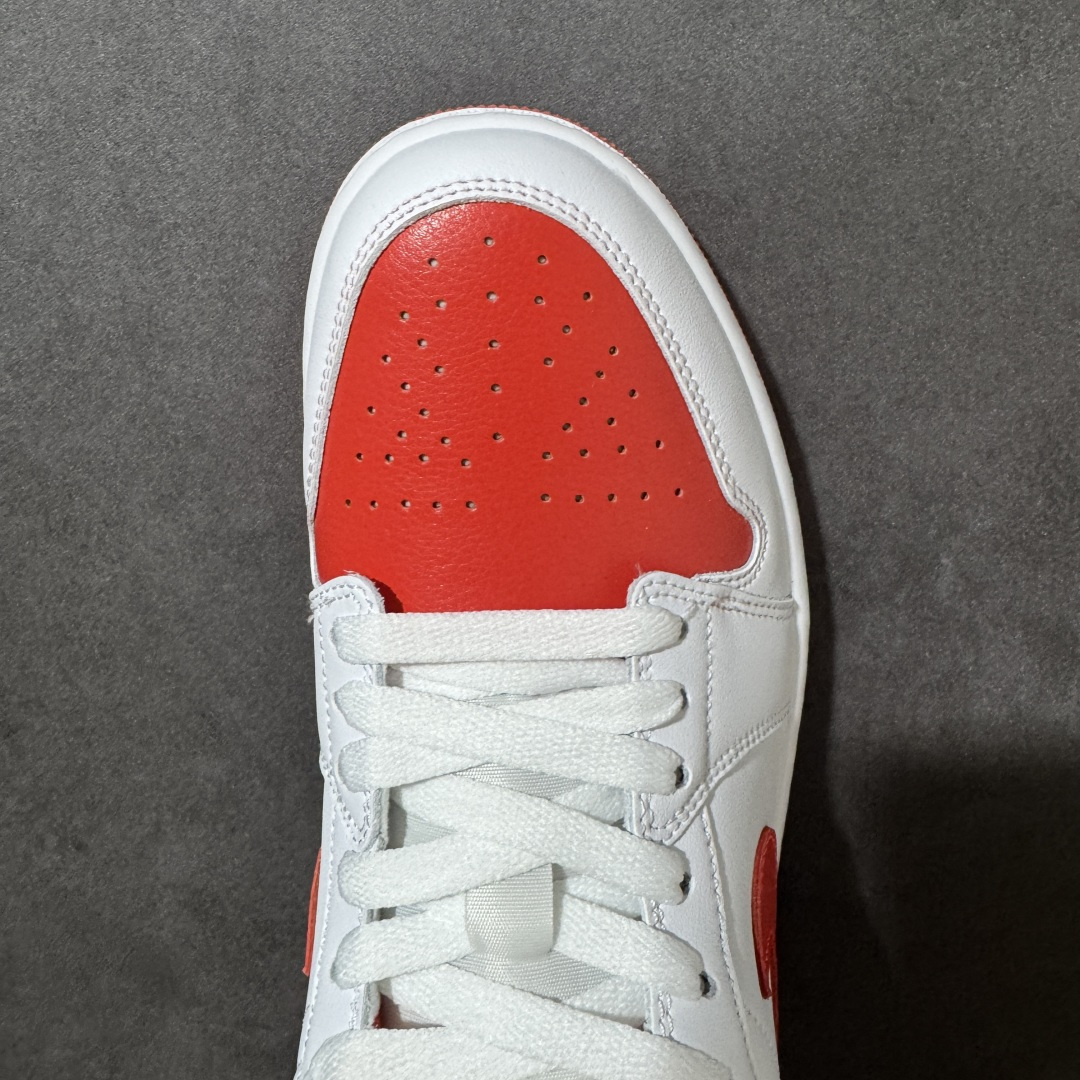 图片[5]-【K版纯原】Air Jordan AJ1 Low 低帮 DC0774-110 全新流水线出品 市场第二梯队最强版 全部原鞋开发 原楦原纸板开发 全鞋电脑针车 原厂内置全掌气垫 原盒内在原标 唯一Zp原版鞋带绑法 免检产品 全新2022版型 全头层皮料 完美零毛边处理 原厂配置全掌气垫 价格定位良心 新配色陆续出货 尺码：36-46-选品中心