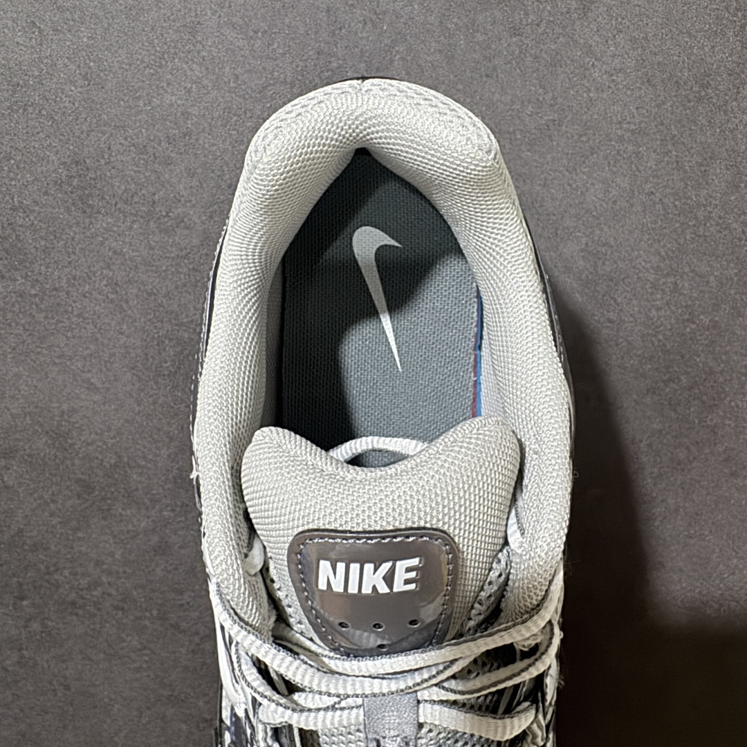 图片[6]-【纯原版】Nike P-6000 复古跑鞋 又能出街又能跑步！Nike p-6000 女子跑鞋内外侧都用了灰色的钩子，采用透气材料，搭配匠心覆面，再现千禧年代的跑鞋风格，塑就大气外观。鞋款秉承 Nike Pegasus 25 和 2006 的设计风格，缔造街头时尚运动风范，同时带来日常穿着舒适感受 货号：IO3496 001 尺码：36 36.5 37.5 38 38.5 39 40 40.5 41 42 42.5 43 44 45-选品中心