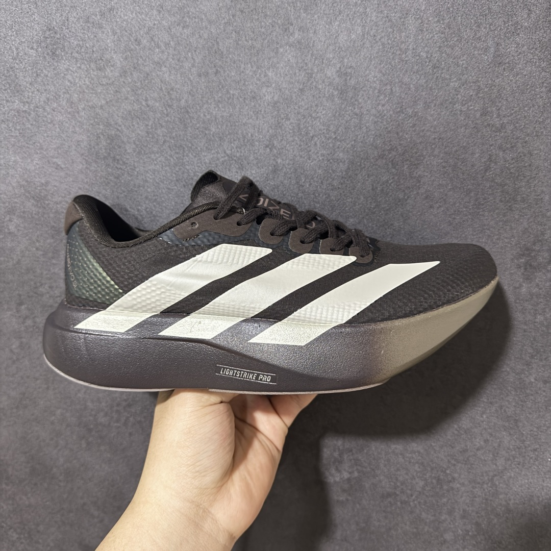 【公司级】Adidas Adizero Evo SL 阿迪超轻透气缓震跑鞋  #以令人难以置信的138克重量，刷新了跑鞋轻量化的记录，阿迪在材料科学和工艺技术上的深厚积累。  #全新鞋款采用Lightweight Upper材料，让穿着者几乎能够体验到一种\