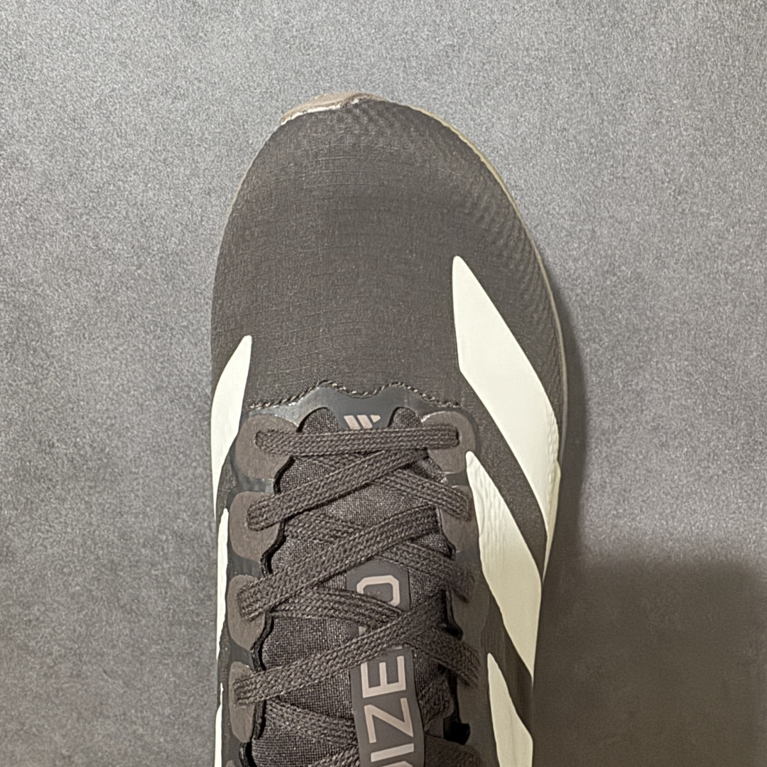 图片[5]-【公司级】Adidas Adizero Evo SL 阿迪超轻透气缓震跑鞋  #以令人难以置信的138克重量，刷新了跑鞋轻量化的记录，阿迪在材料科学和工艺技术上的深厚积累。  #全新鞋款采用Lightweight Upper材料，让穿着者几乎能够体验到一种\”裸足\”的感觉 货号：KJ2002  尺码：36 36.5 37 38 38.5 39 40 40.5 41 42 42.5 43 44 44.5 45-选品中心