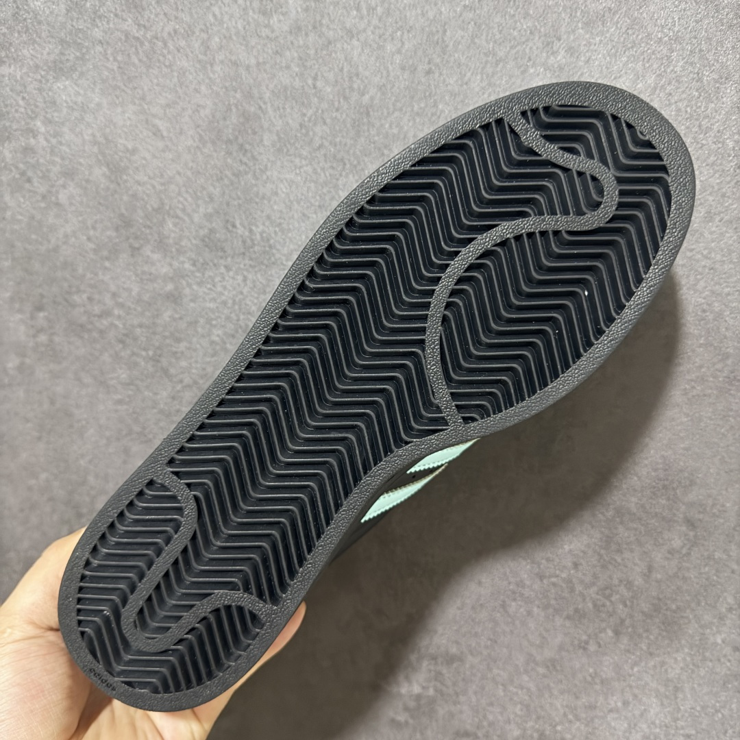 图片[9]-【H11顶级头层版】adidas originals Superstar 2 贝壳头 简约经典 舒适时尚 复古板鞋 男女同款 黑白 货号： 全新升级版 皮料改进至头层原厂皮 原盒 原底原料 开模打造 原厂织唛鞋标 高精密准度 原楦原纸板开发 匹配原版98%以上 后跟垫棉独家呈现 反口里弧度正确 原厂鞋垫 背胶 后跟电绣针数 与正品一致 原厂皮料 原厂车缝线 质感无敌 皮料切割干净 无任何毛边 清洁度细节完美 进口港宝加持 后跟自然饱满 还原公司包裹性 鞋面采用原装数据贴合技术 全方位贴合包裹脚型 鞋跟部鞋底牵引设计 提供强大的抓地性能 更适应不同实战场地路面 尺码：35.5 36 36.5 37.5 38 38.5 39 40 40.5 41 42 42.5 43 44 45-选品中心