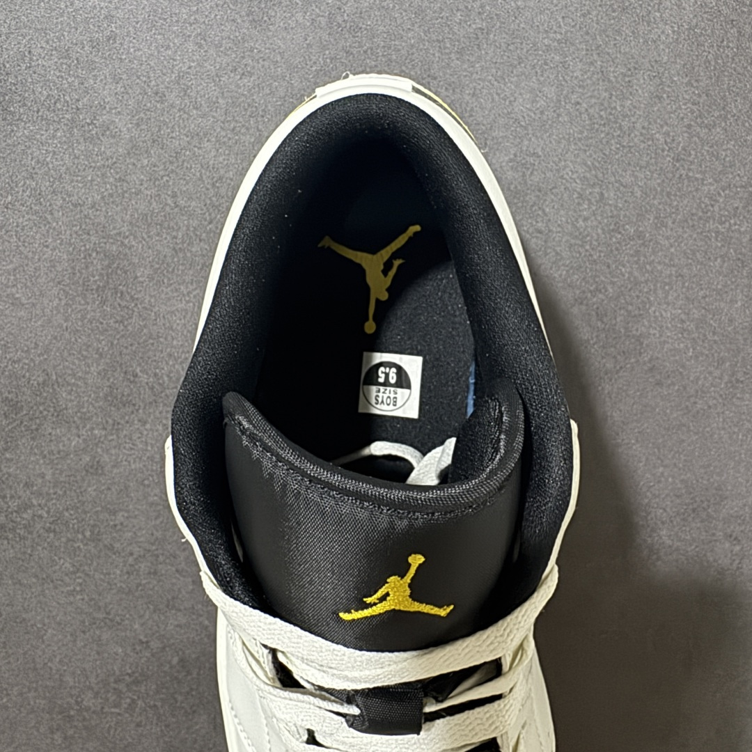 图片[6]-【H11版本】Nike Air Jordan 1 Low SE 小倒钩6.0情侣 AJ1 乔一 舒适贴合 防滑耐磨 低帮 复古篮球鞋 男女同款 米黄色 货号：553558-011 尺码：35.5 36 36.5 37.5 38 38.5 39 40 40.5 41 42 42.5 43 44 45 46 47.5 46 47.5 #H11顶级纯原 纯原外贸平台特供订单 #全套原纸板楦头开发 #原厂特供材料配套加持 #确保原汁原味 完美呈现版型 #原档数据独家私模大底 #男女鞋同步官方开发至47.5 #原装进口轻量化鞋垫 #进口港宝加持 后跟自然饱满 还原公司包裹性 #鞋面采用原装数据贴合技术 #全方位贴合包裹脚型 #鞋跟部鞋底牵引设计 #提供强大的抓地性能 #更适应不同实战场地路面-选品中心