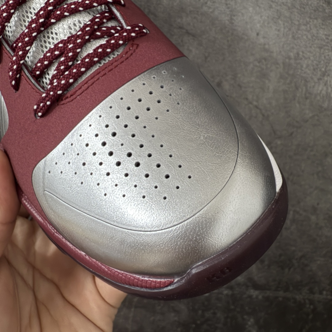 图片[5]-【Star版本】NK Zoom Kobe ZK5 科比5代 银红 IM0557-001 完美复刻公司货 前掌超大Zoom Turbo气垫 后掌EVA缓震 真正的原汁原味 还原ZP脚感 全身鞋材卡料色独家定制 唯一正确喷漆工艺Swoosh 正确凹凸蛇鳞工艺 正确鞋面渐变效果 内全置真动飞态线 独立原厂模具 最大尺码达到48.5码 首批不拼图大几率过验 亲测已过 支持各种高强度实战 无需担心 上脚价 补货周期极长 脚宽建议买大半码 科比系列前掌偏窄 不影响二次销售 支持七天无理由退换 尺码：40 40.5 41 42 42.5 43 44 44.5 45 45.5 46 47.5 48.5-选品中心