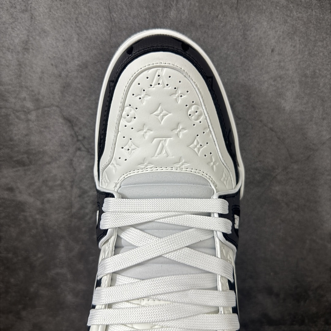 图片[5]-【PK纯原版】Louis Vuitton 路易威登 LV Trainer 低帮休闲板鞋 同步官方2025最新原版包装 海淘代购同渠道品质 高端零售 外贸充正专供 原版购入开发 ZP级全套包装 完美楦型 正确卡色 大底TPU 质感媲美原版 细节与原版一致 请注意区分市面通货材 尺码：39 40 41 42 43 44 45 46-选品中心