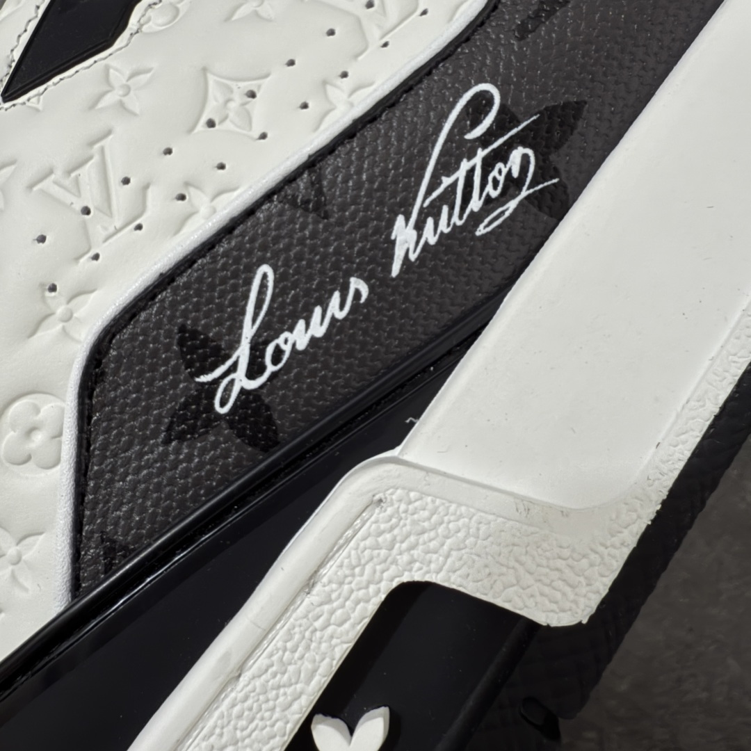 图片[4]-【PK纯原版】Louis Vuitton 路易威登 LV Trainer 低帮休闲板鞋 同步官方2025最新原版包装 海淘代购同渠道品质 高端零售 外贸充正专供 原版购入开发 ZP级全套包装 完美楦型 正确卡色 大底TPU 质感媲美原版 细节与原版一致 请注意区分市面通货材 尺码：39 40 41 42 43 44 45 46-选品中心