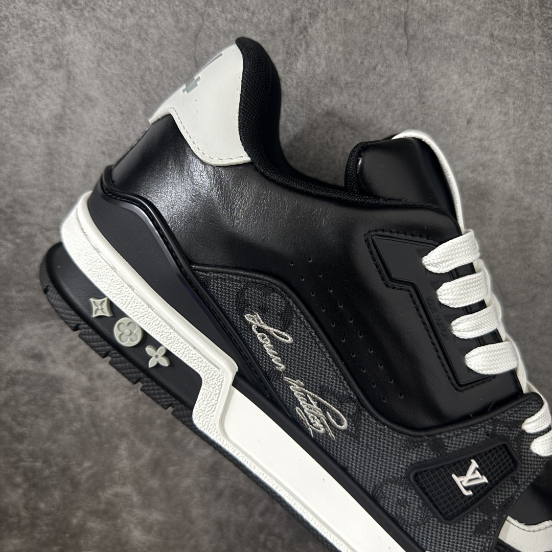 图片[7]-【PK纯原版】Louis Vuitton 路易威登 LV Trainer 低帮休闲板鞋 同步官方2025最新原版包装 海淘代购同渠道品质 高端零售 外贸充正专供 原版购入开发 ZP级全套包装 完美楦型 正确卡色 大底TPU 质感媲美原版 细节与原版一致 请注意区分市面通货材 尺码：39 40 41 42 43 44 45 46-选品中心