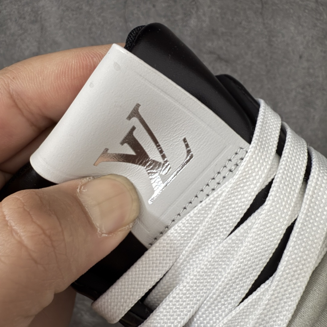 图片[7]-【PK纯原版】Louis Vuitton 路易威登 LV Trainer 低帮休闲板鞋 同步官方2025最新原版包装 海淘代购同渠道品质 高端零售 外贸充正专供 原版购入开发 ZP级全套包装 完美楦型 正确卡色 大底TPU 质感媲美原版 细节与原版一致 请注意区分市面通货材 尺码：39 40 41 42 43 44 45 46-选品中心