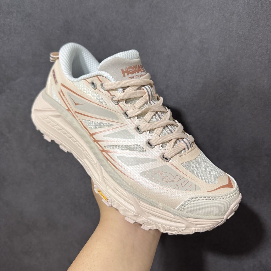 图片[3]-【公司级】Hoka Mafate Speed 2 马法特二代超轻厚底轻量山地跑步鞋 1126851  #轻量化材料Fresh Foam。超轻量中底全部用料过3C认证！ 滚动平衡科技减少33%能量消耗 ！第二代Mafate更是延续精髓设计，并调整了整体的鞋型，修身的鞋型，更加灵巧的感觉一下子来了。外底韧弹感十足的EVA泡绵，结合Vibram橡胶大底，性能稳定输出，无论是平时穿着还是在潮湿的梅雨季节跑步，都是非常优秀的搭配。  尺码：36-45半-选品中心