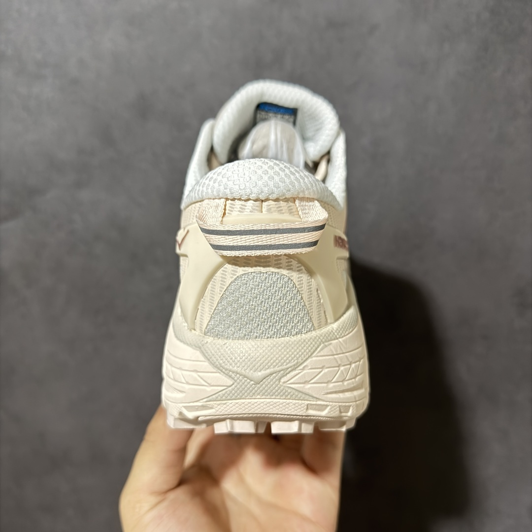 图片[4]-【公司级】Hoka Mafate Speed 2 马法特二代超轻厚底轻量山地跑步鞋 1126851  #轻量化材料Fresh Foam。超轻量中底全部用料过3C认证！ 滚动平衡科技减少33%能量消耗 ！第二代Mafate更是延续精髓设计，并调整了整体的鞋型，修身的鞋型，更加灵巧的感觉一下子来了。外底韧弹感十足的EVA泡绵，结合Vibram橡胶大底，性能稳定输出，无论是平时穿着还是在潮湿的梅雨季节跑步，都是非常优秀的搭配。  尺码：36-45半-选品中心