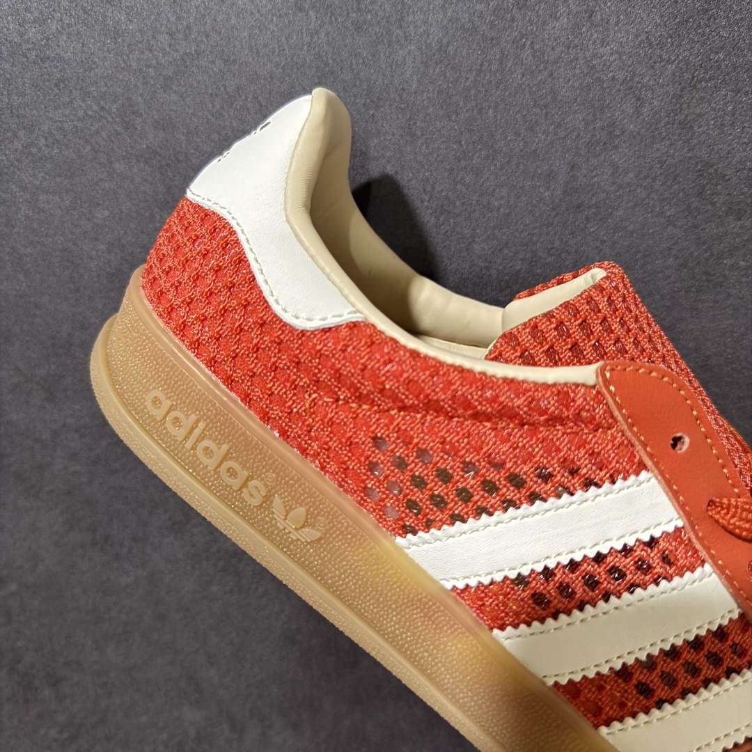 图片[7]-【公司级】Adidas Originals Gazelle INdoor 三叶草休闲防滑耐磨低帮板鞋 鞋头出色设计 塑就出众贴合感 稳固的后跟贴合足部曲线设计 软弹舒适 不易磨脚 橡胶鞋底配合防滑纹路设计 平稳抓地 货号：JS0713 尺码：35.5 36 36.5 37 38 38.5 39 40 40.5 41 42 42.5 43 44 45-选品中心