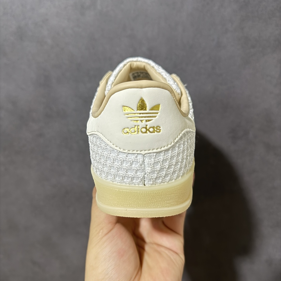 图片[4]-【公司级】Adidas Originals Gazelle INdoor 三叶草休闲防滑耐磨低帮板鞋 鞋头出色设计 塑就出众贴合感 稳固的后跟贴合足部曲线设计 软弹舒适 不易磨脚 橡胶鞋底配合防滑纹路设计 平稳抓地 货号：JH5419 尺码：35.5 36 36.5 37 38 38.5 39 40 40.5 41 42 42.5 43 44 45-选品中心