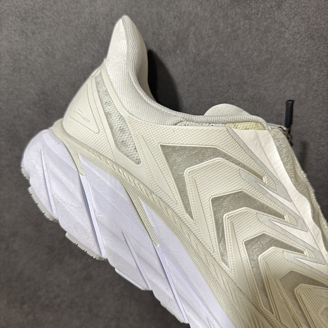 Hoka One One Project Clifton 克里夫顿 超轻厚底网面轻量跑步鞋 尺码： 36