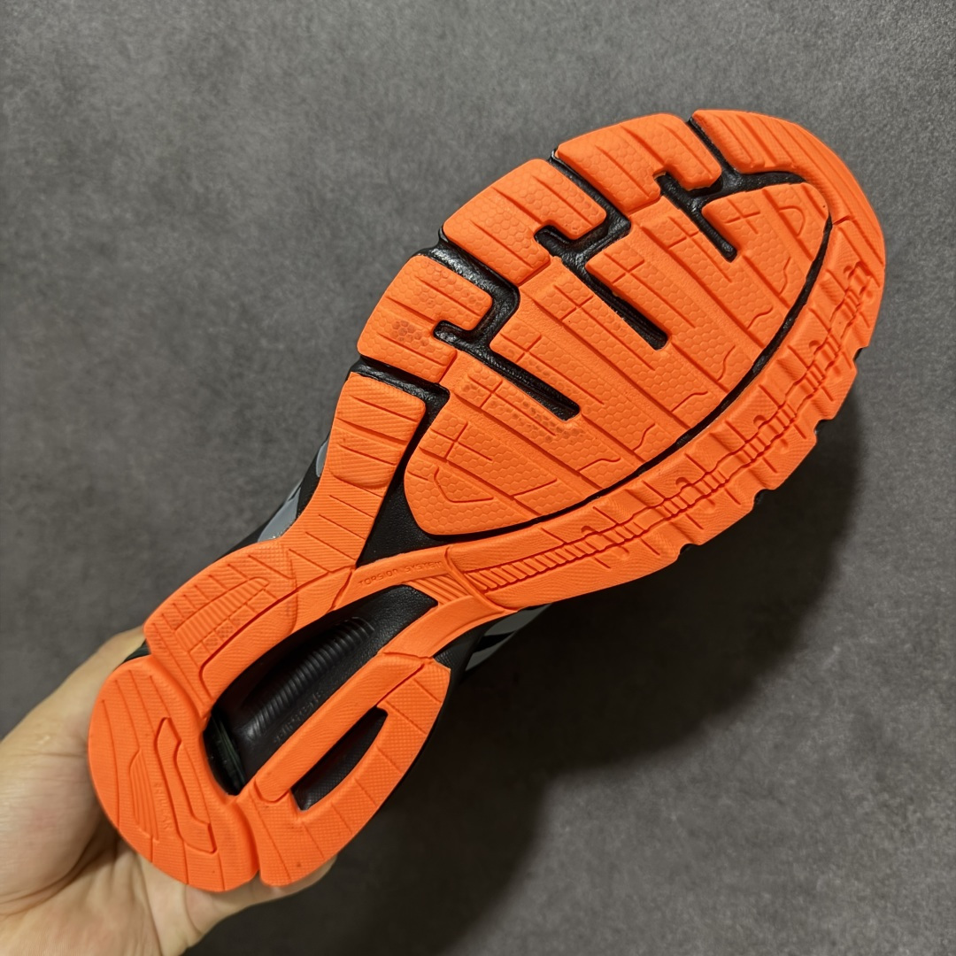 图片[9]-【公司级】阿迪达斯ADIDAS EQUIPMENT 10 经典跑鞋 该款鞋面依旧以优质尼龙面料打造，透气舒适，中底adiPRENE科技提供良好的缓震效果，TORSION SYSTEM系统和FORMOTION后跟系统确保了鞋子的稳定性，增强了跑动时的保护 货号：EF1388 尺码：40-45-选品中心