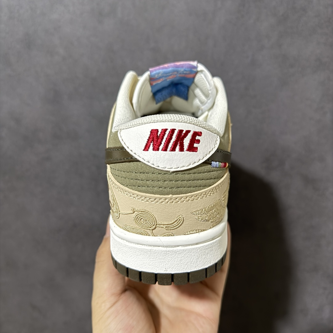 图片[4]-【公司级】Nike Dunk Pegasus Pack CNY 马年限定 防滑耐磨 耐克 舒适百搭 低帮板鞋 采用脚感柔软舒适ZoomAir气垫 有效吸收滑板等极限运动在落地时带来的冲击力 为街头运动者们提供更好的保护 货号：IQ1118-220 尺码：36 36.5 37.5 38 38.5 39 40 40.5 41 42 42.5 43 44 45-选品中心