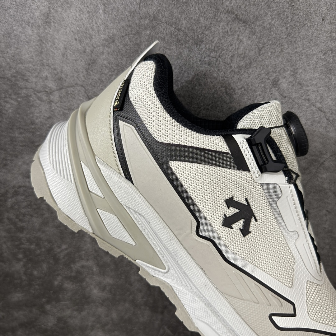 图片[7]-【公司级】迪桑特DESCENTE ENERZITE MTN SPRINT WIRE GTX 舒适通勤 BOA系统 低帮跑步鞋 GORE-TEX内里 防水透气兼顾 外观设计 BOA系统一键锁定 后跟TPU结构 强化支撑防护 货号：D5492RRN66 尺码：36 36.5 37.5 38 38.5 39 40 40.5 41 42 42.5 43 44 45-选品中心