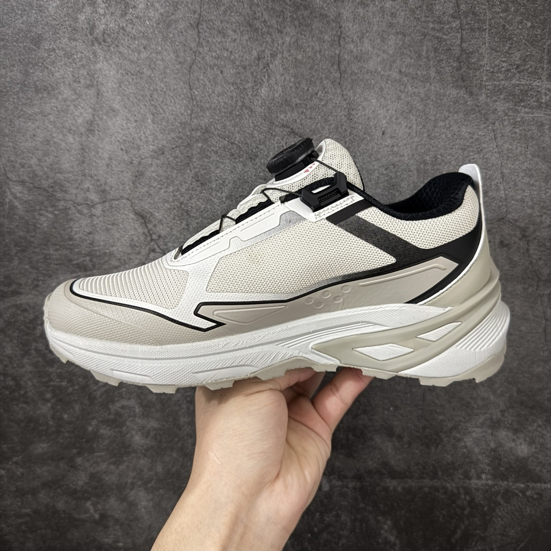 图片[2]-【公司级】迪桑特DESCENTE ENERZITE MTN SPRINT WIRE GTX 舒适通勤 BOA系统 低帮跑步鞋 GORE-TEX内里 防水透气兼顾 外观设计 BOA系统一键锁定 后跟TPU结构 强化支撑防护 货号：D5492RRN66 尺码：36 36.5 37.5 38 38.5 39 40 40.5 41 42 42.5 43 44 45-选品中心