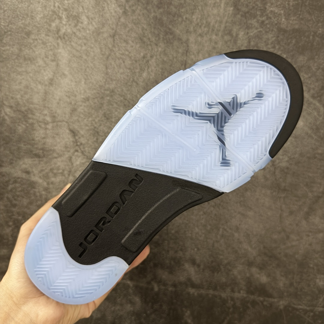 图片[9]-【OG纯原】Air Jordan 5 Retro \”Black University Blue\” AJ5 乔5大学蓝 DD0587-008  OG纯原生产线出品 大厂出品 原楦原纸板 外贸出口品质 客供原厂材料开发 高水准工艺打造 极致一眼正品既视感 细节如图所示  尺码：40 40.5 41 42 42.5 43 44 44.5 45 46 47.5-选品中心