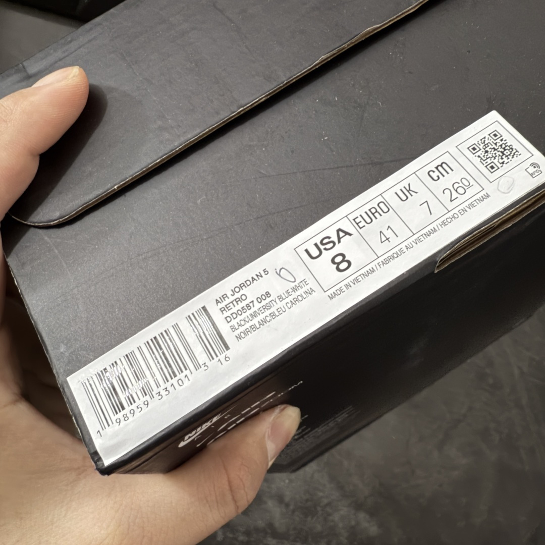 图片[8]-【OG纯原】Air Jordan 5 Retro \”Black University Blue\” AJ5 乔5大学蓝 DD0587-008  OG纯原生产线出品 大厂出品 原楦原纸板 外贸出口品质 客供原厂材料开发 高水准工艺打造 极致一眼正品既视感 细节如图所示  尺码：40 40.5 41 42 42.5 43 44 44.5 45 46 47.5-选品中心