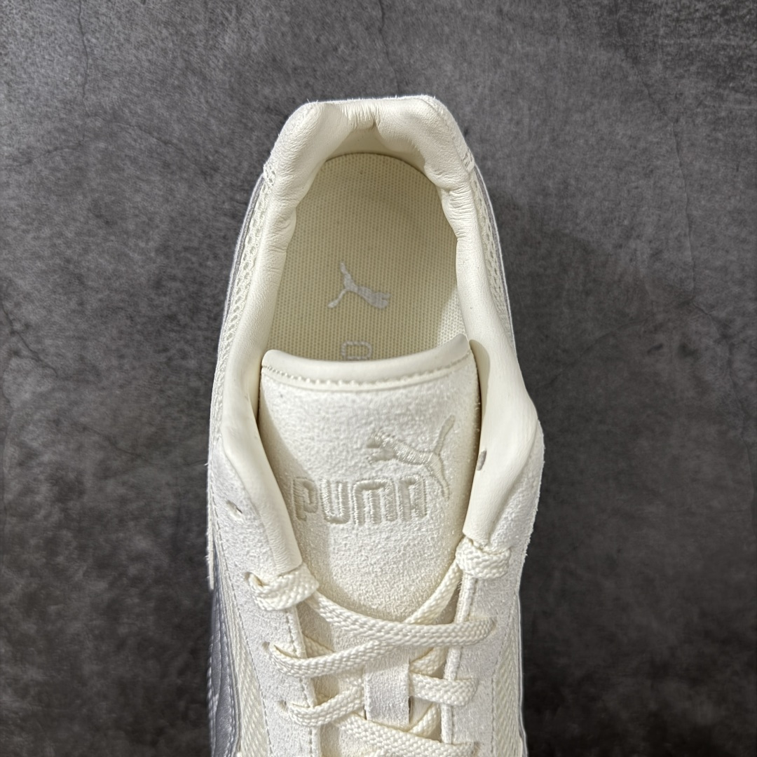 图片[8]-【渠道纯原版】Puma Speedcat OG Sparco 彪马罗马阿莫尔系列 复古运动休闲赛车跑鞋 403902 01 目前市场最优版本 无论是版型 细节 烫金走线 完全碾压市场任意版本 欢迎对比🆚 工厂耗时3个月开发 原装档案原数据纸版楦型 采用固色翻毛皮鞋面材质(正确二次成型\’猛帮\’成型工艺🆚区别市面版本!!) 外置原数据开发轻量耐磨橡胶大底💪🏻 全球知名运动品牌PUMA宝马赛车系列 融合了宝马车队的标志性配色 以趣味十足又前卫复古的设计引领潮流 将赛道精神融入街头时尚 开启前卫竞速之旅 主打前卫复古风 Roma鞋款的鞋侧以复古的流线造型 缀以宝马经典Logo 巧妙吸睛 而Speedcat鞋款以亮眼三色条纹元素缀以舒适鞋面 赋予了独特的个性美学 演绎赛车的无尽能量 尺码：35.5-45-选品中心